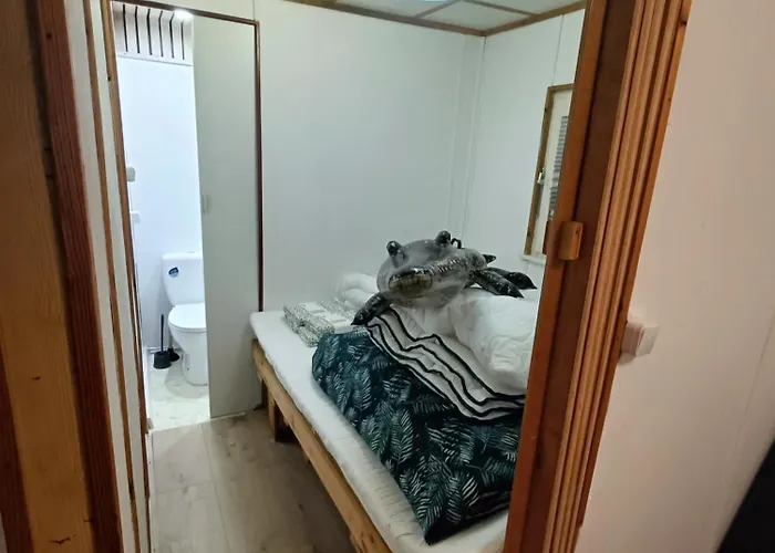 Lesny Z Prywatnym Pomostem 度假居